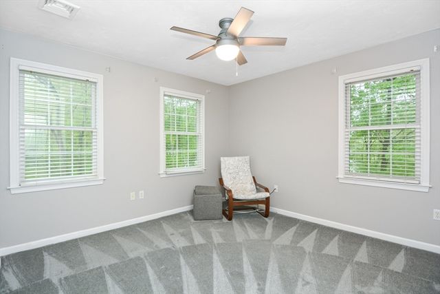 17 Stable Way, Medway, MA 02053