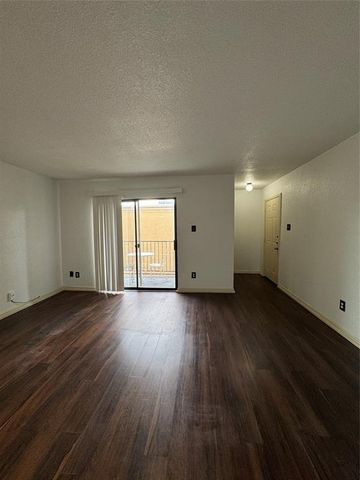 8100 Creekbend Drive 156, Houston, TX 77071