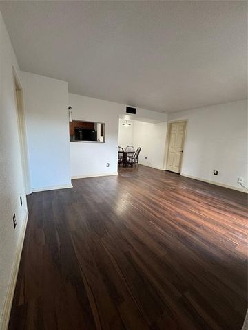 8100 Creekbend Drive 156, Houston, TX 77071