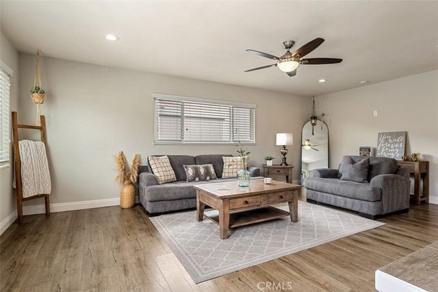 1133 E Sycamore, Orange, CA 92866