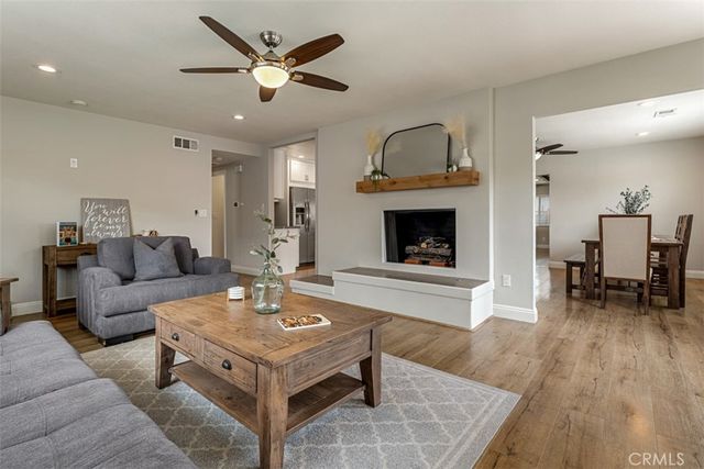 1133 E Sycamore, Orange, CA 92866