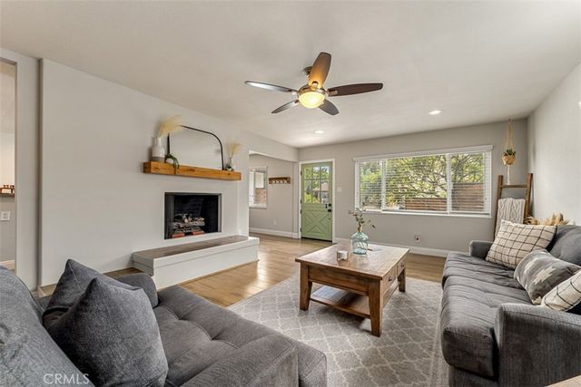 1133 E Sycamore, Orange, CA 92866