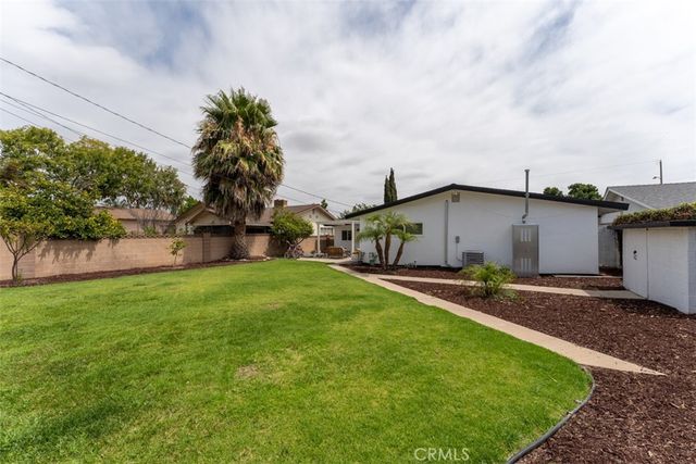 1133 E Sycamore, Orange, CA 92866