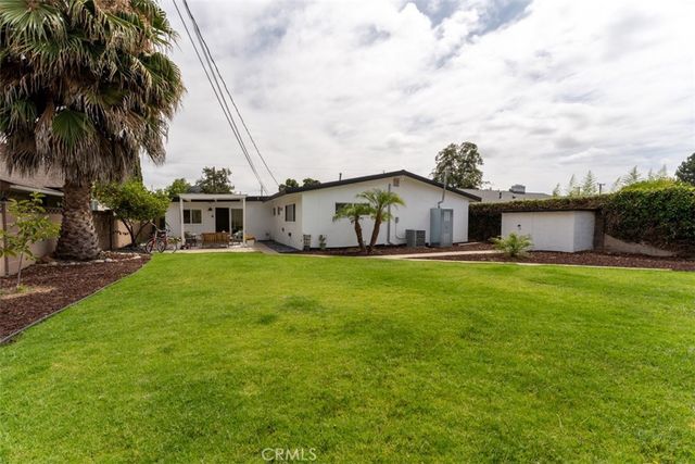 1133 E Sycamore, Orange, CA 92866