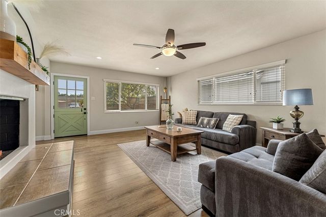 1133 E Sycamore, Orange, CA 92866