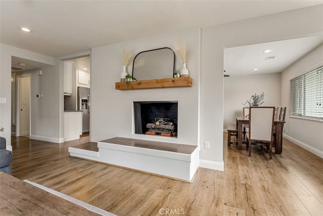 1133 E Sycamore, Orange, CA 92866