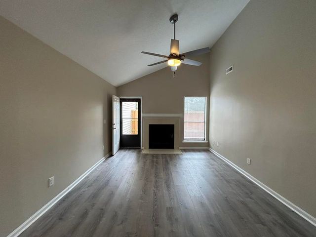 923 E Estates Boulevard Apt E, Charleston, SC 29414