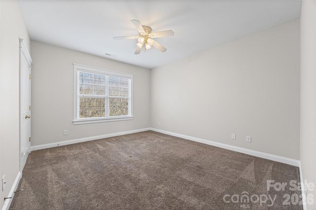 1039 Hunters Run Drive, Tega Cay, SC 29708