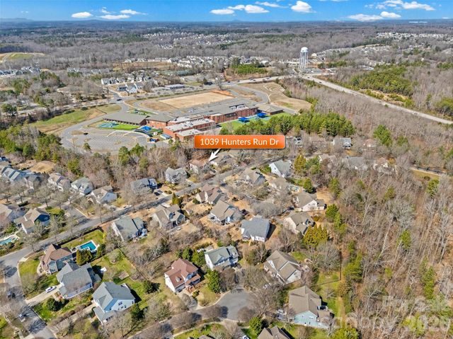 1039 Hunters Run Drive, Tega Cay, SC 29708