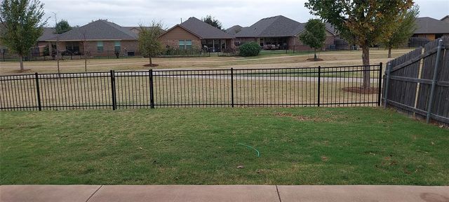 18641 Vivo Drive, Edmond, OK 73012