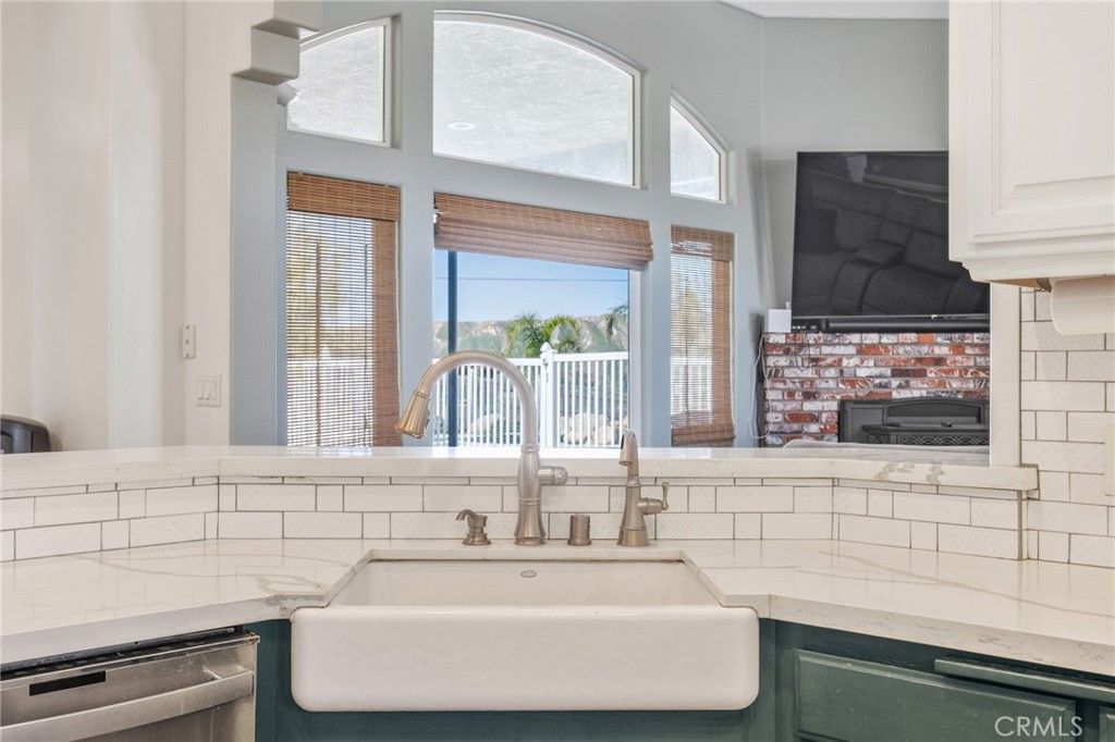 Image 11 of property listing at 6728 Susan Street, Bakersfield, CA 93308