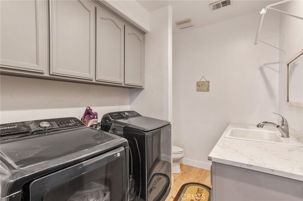 Image 21 of property listing at 6728 Susan Street, Bakersfield, CA 93308