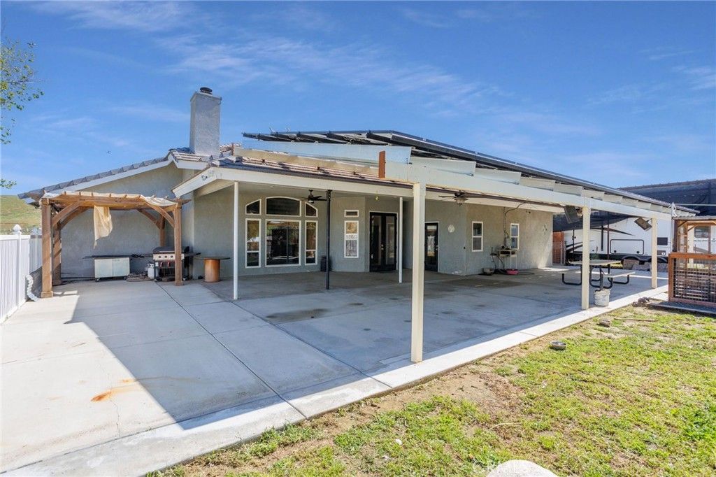 Image 36 of property listing at 6728 Susan Street, Bakersfield, CA 93308