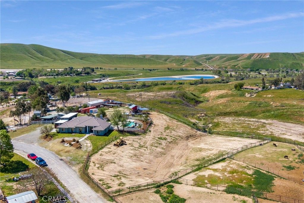 Image 45 of property listing at 6728 Susan Street, Bakersfield, CA 93308