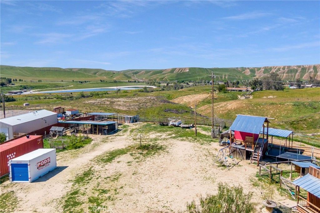 Image 47 of property listing at 6728 Susan Street, Bakersfield, CA 93308