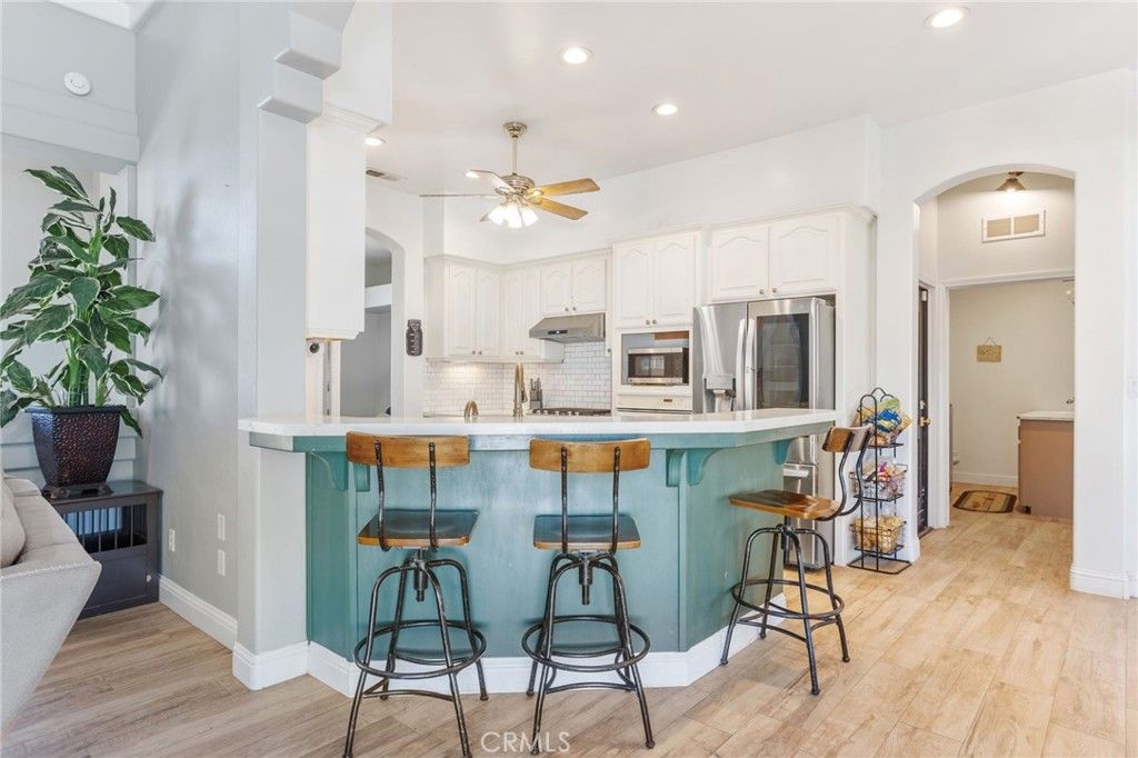 Image 9 of property listing at 6728 Susan Street, Bakersfield, CA 93308