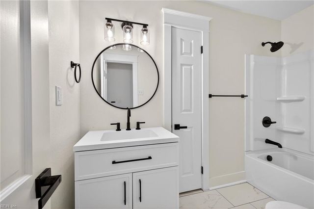 4708 Five Forks CIR, Virginia Beach, VA 23455