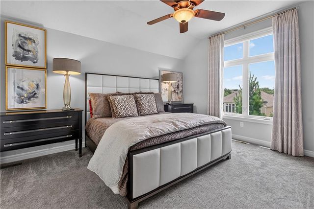 11644 S Carriage Road, Olathe, KS 66062