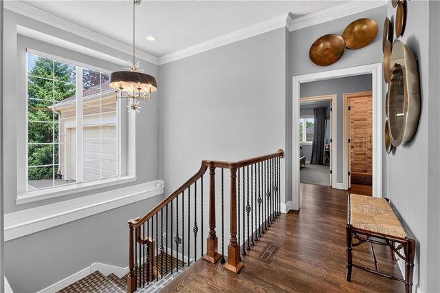 11644 S Carriage Road, Olathe, KS 66062