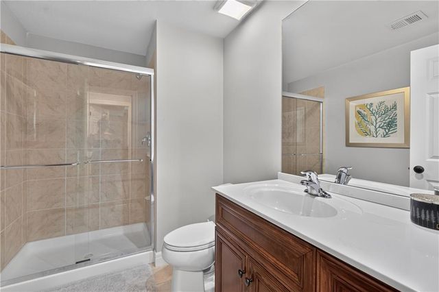 11644 S Carriage Road, Olathe, KS 66062