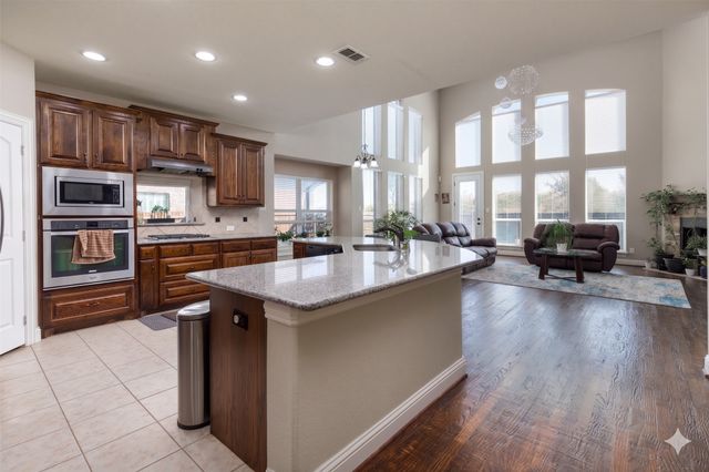 2555 Hannah Circle, Frisco, TX 75033