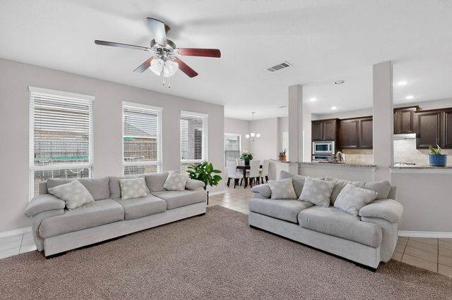 4814 Lakeway Drive, Garland, TX 75043