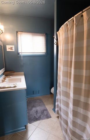 20804 Rensselaer Street, Farmington, MI 48336