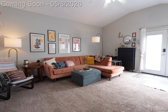 20804 Rensselaer Street, Farmington, MI 48336