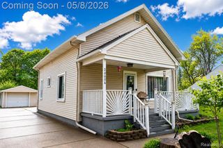 20804 Rensselaer Street, Farmington, MI 48336