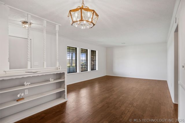 306 N Lombard Lane, Skiatook, OK 74070