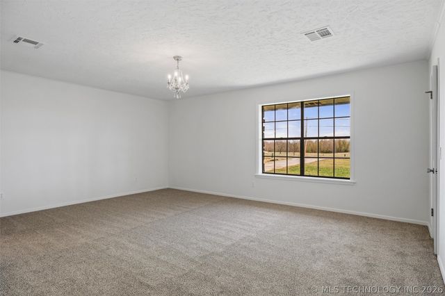 306 N Lombard Lane, Skiatook, OK 74070