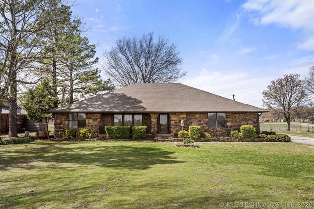 306 N Lombard Lane, Skiatook, OK 74070