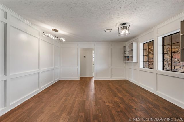 306 N Lombard Lane, Skiatook, OK 74070