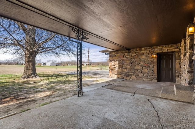 306 N Lombard Lane, Skiatook, OK 74070