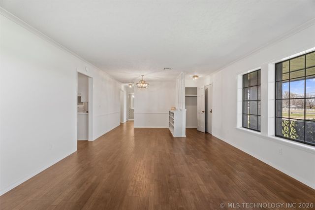 306 N Lombard Lane, Skiatook, OK 74070