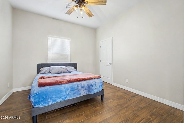 1526 E MARGUERITE Avenue, Phoenix, AZ 85040