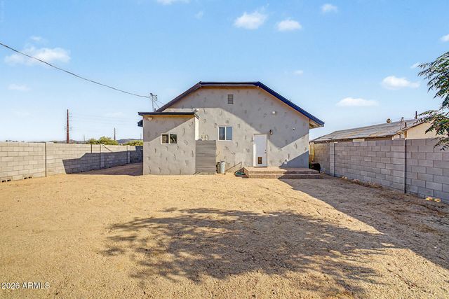 1526 E MARGUERITE Avenue, Phoenix, AZ 85040