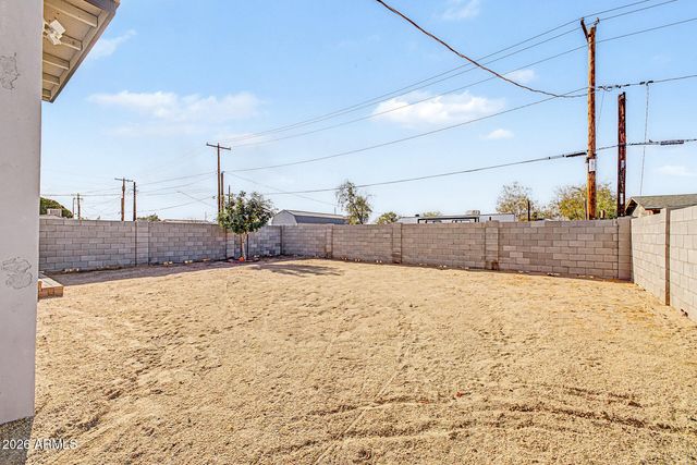 1526 E MARGUERITE Avenue, Phoenix, AZ 85040
