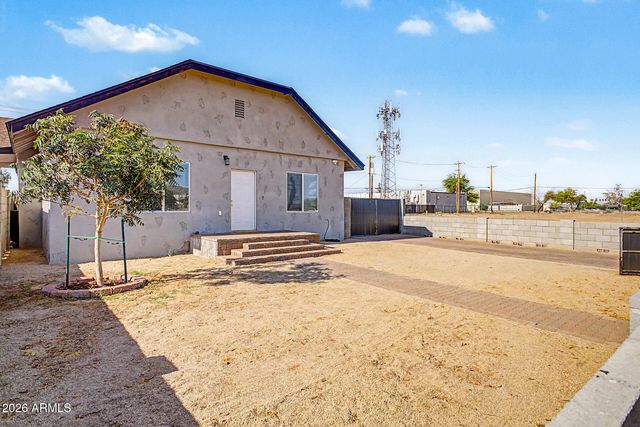 1526 E MARGUERITE Avenue, Phoenix, AZ 85040