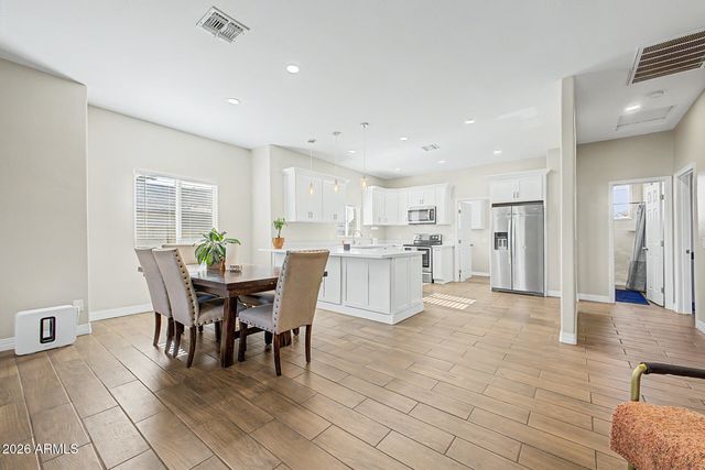 1526 E MARGUERITE Avenue, Phoenix, AZ 85040