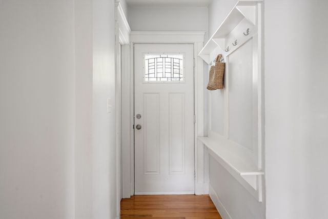 21 Fessenden Rd 21, Arlington, MA 02476