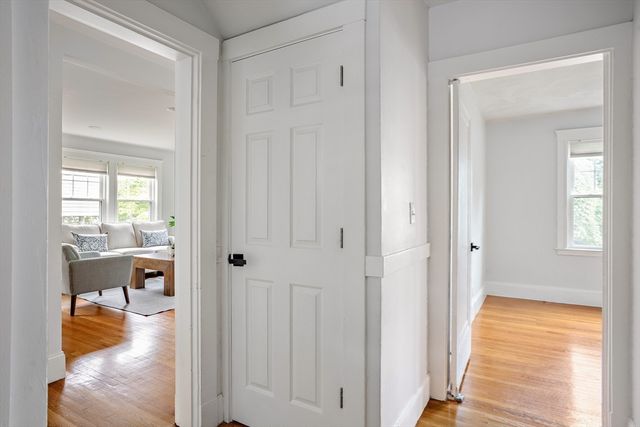 21 Fessenden Rd 21, Arlington, MA 02476