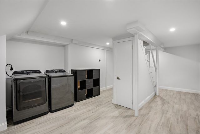 21 Fessenden Rd 21, Arlington, MA 02476