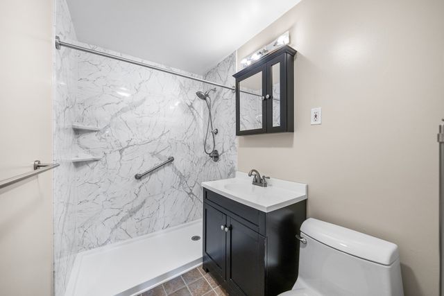 16-C Mayberry Dr 3, Westborough, MA 01581