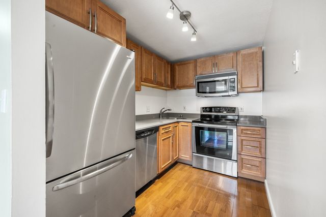 16-C Mayberry Dr 3, Westborough, MA 01581