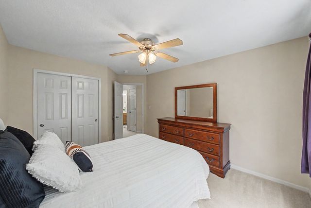 9405 Greenspire Drive 22, West Des Moines, IA 50266