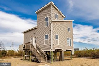54 BEACH AVE, Bayville, NJ 08721