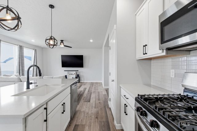 4174 N N Edessa Ave, Meridian, ID 83646