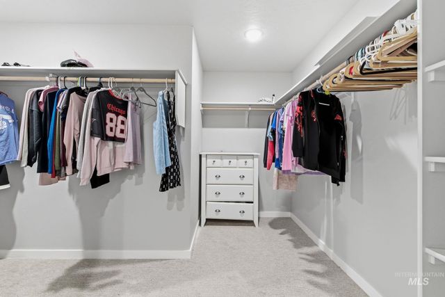 4174 N N Edessa Ave, Meridian, ID 83646