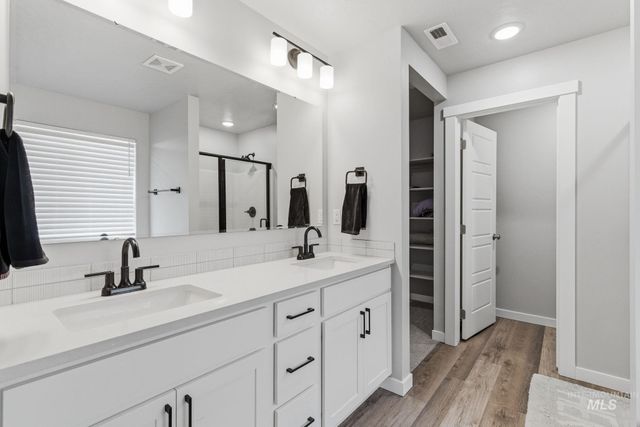 4174 N N Edessa Ave, Meridian, ID 83646